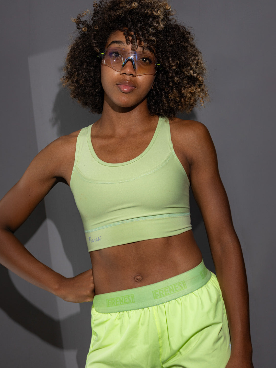 PANTALONETA PLIZZ VERDE NEON