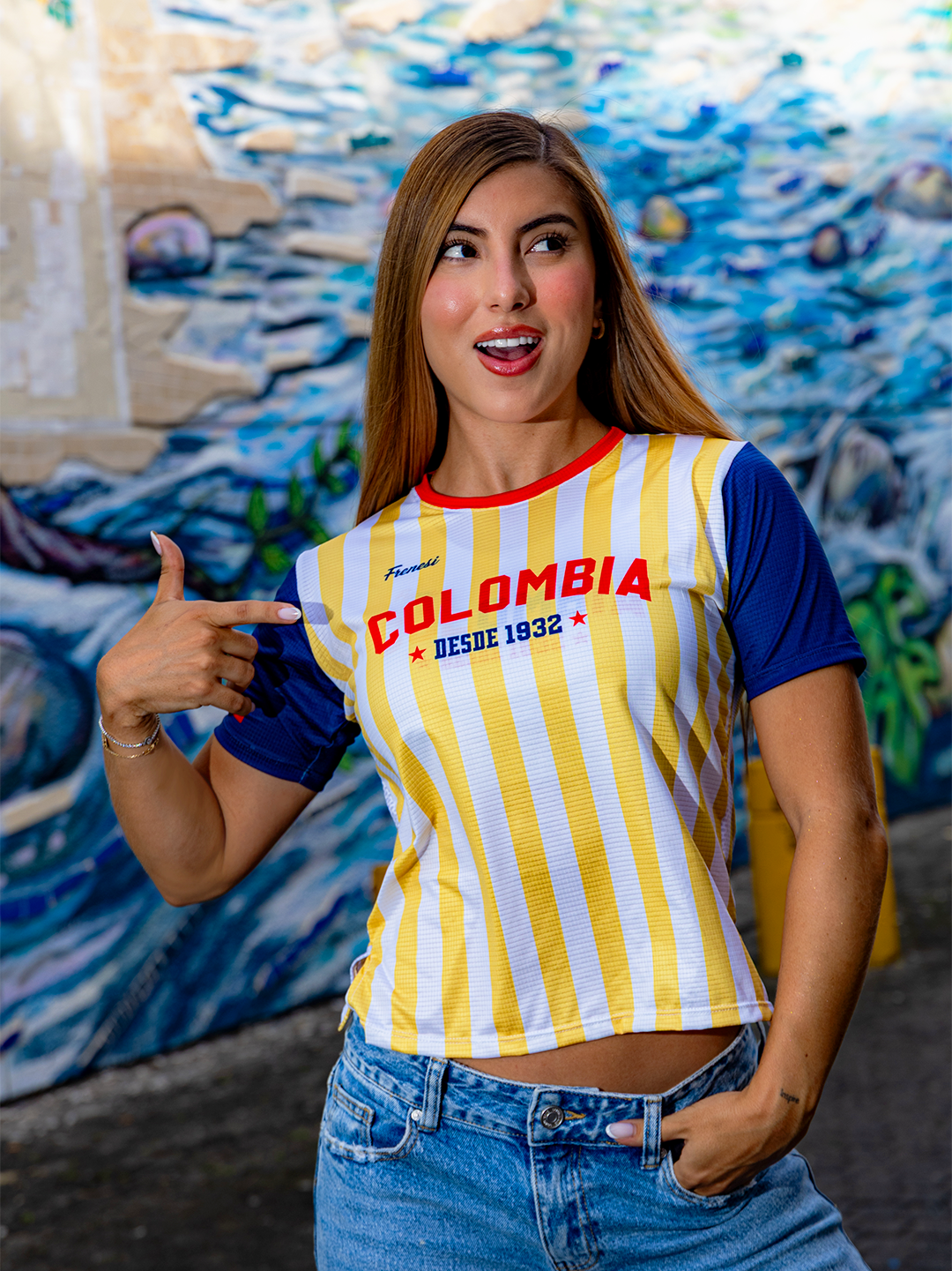 CAMISETA CORTA COL RETRO