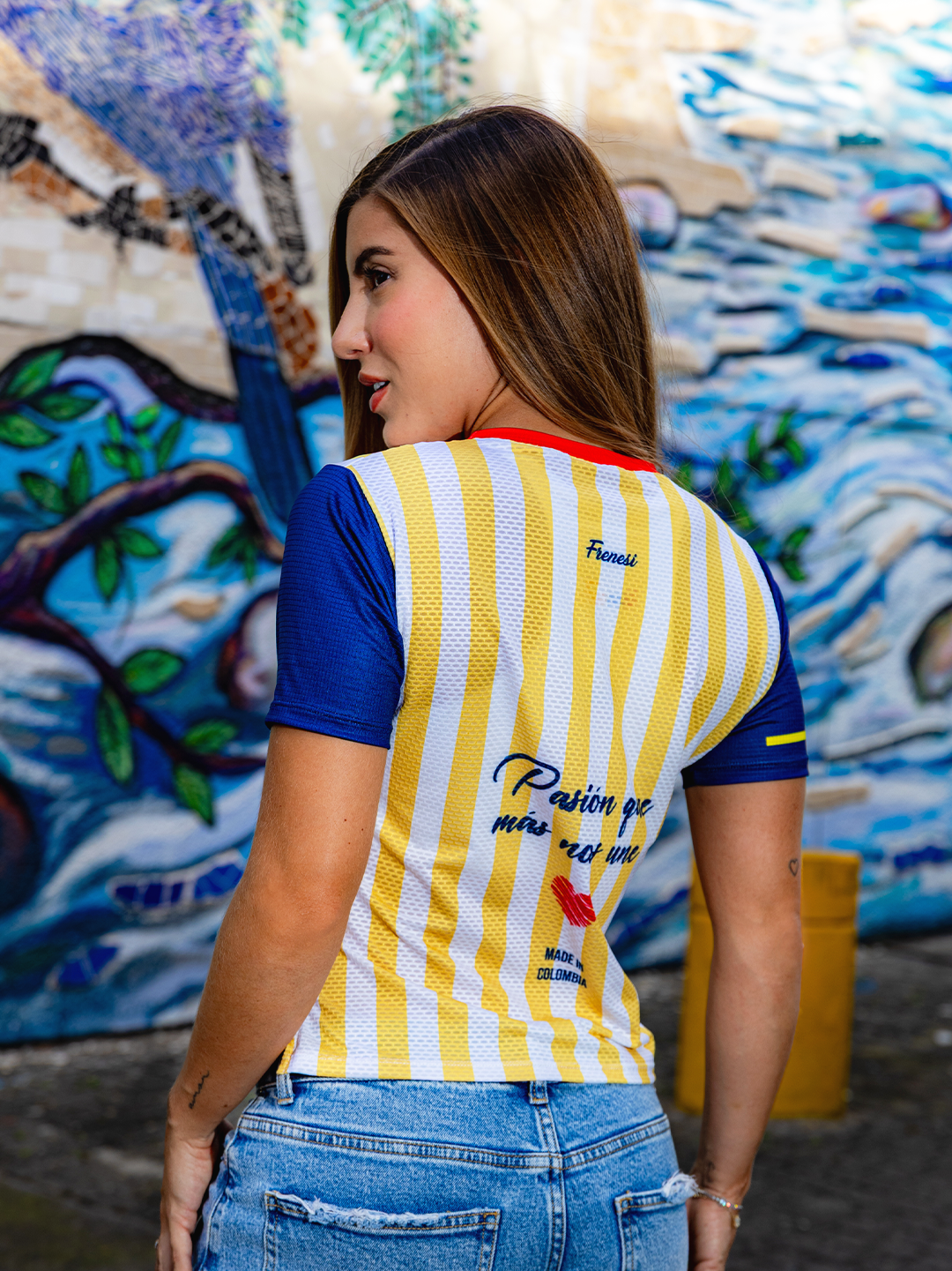 CAMISETA CORTA COL RETRO