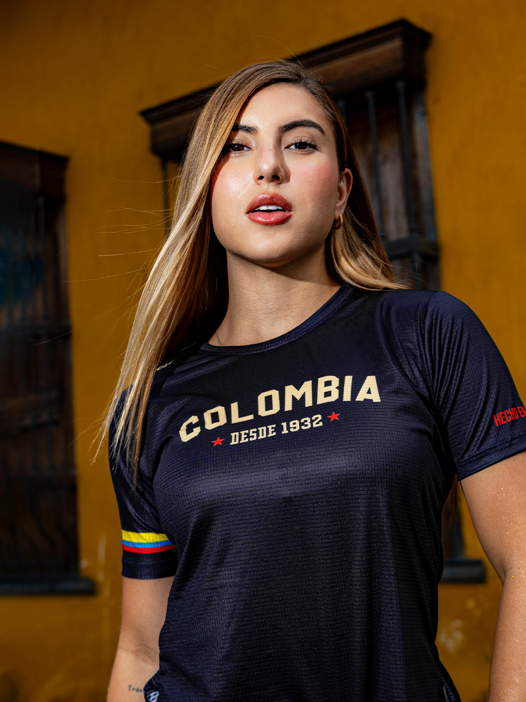 CAMISETA CORTA COL BASIC NEGRA